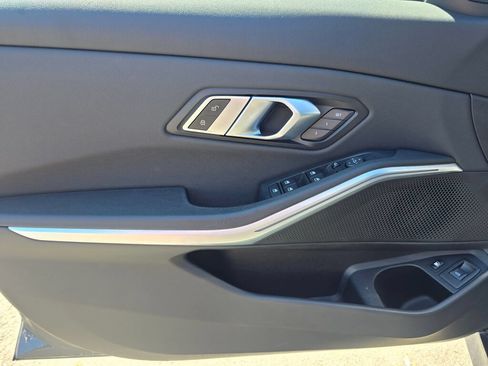 Used 2021 BMW 330e w/ Convenience Package RWD image 17