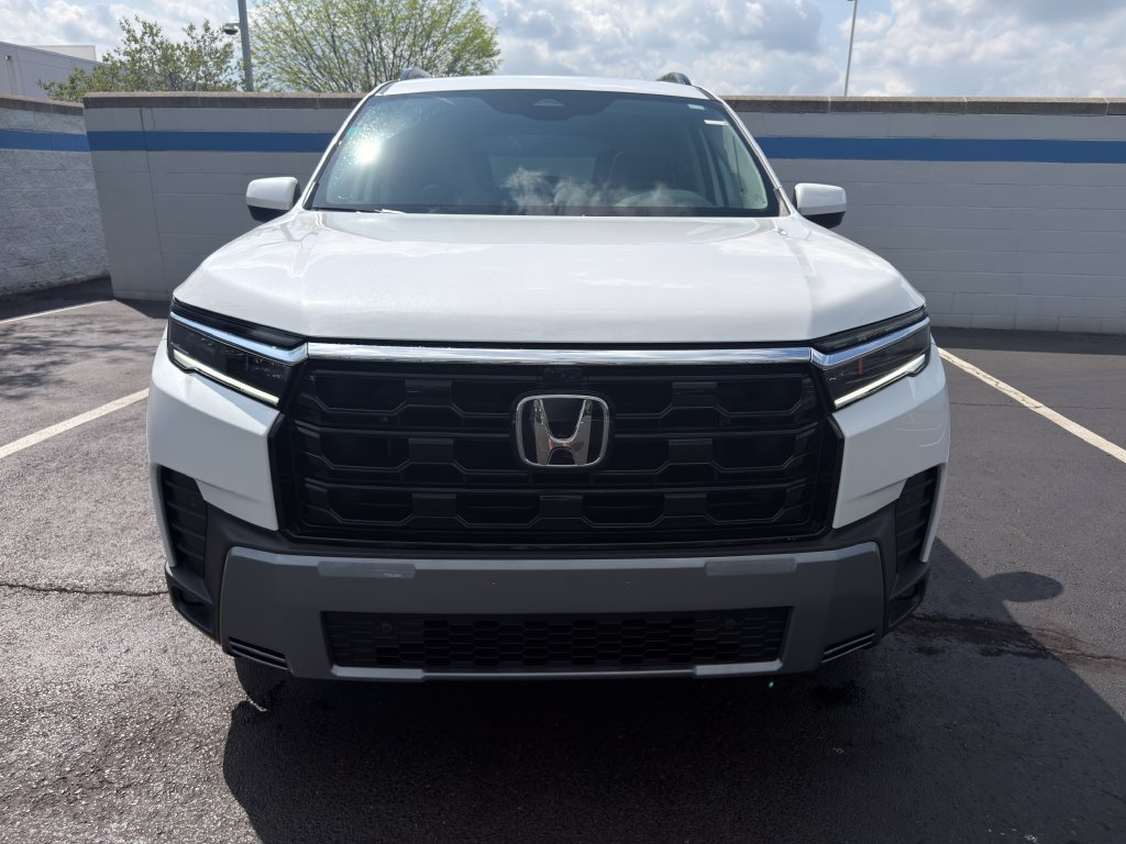 New 2026 Honda Pilot Touring image 8