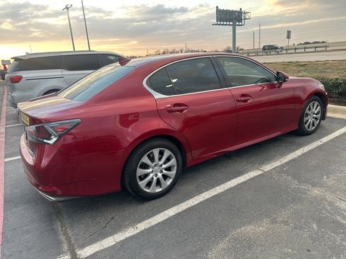 Used 2016 Lexus GS 200t image 6