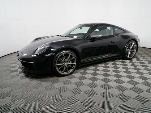 Used 2024 Porsche 911 Carrera T RWD image 2