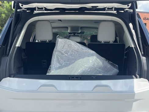 New 2027 Ford Expedition Active RWD image 18
