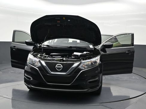 Used 2021 Nissan Rogue Sport S image 40