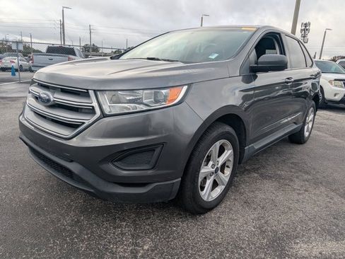 Used 2018 Ford Edge SE image 9