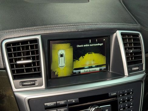 Used 2016 Mercedes-Benz GL 450 4MATIC image 50