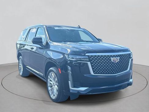 Certified 2023 Cadillac Escalade Premium Luxury w/ Performance Package AWD/4WD image 3