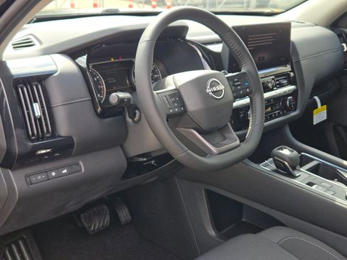 New 2026 Nissan Pathfinder SV AWD/4WD image 10