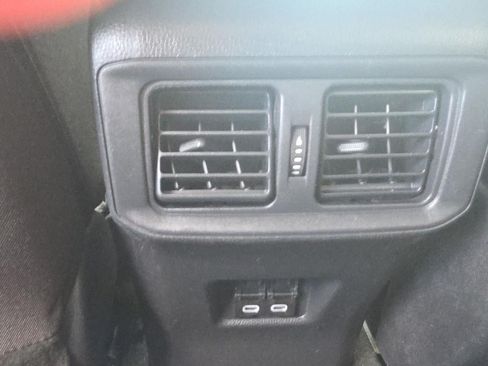 Used 2023 Toyota RAV4 XLE AWD/4WD image 18