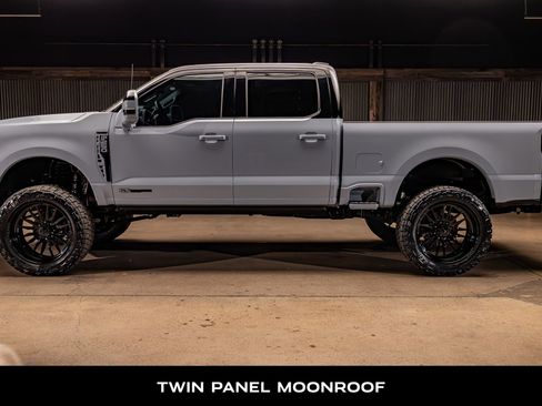 Used 2026 Ford F250 Platinum image 6