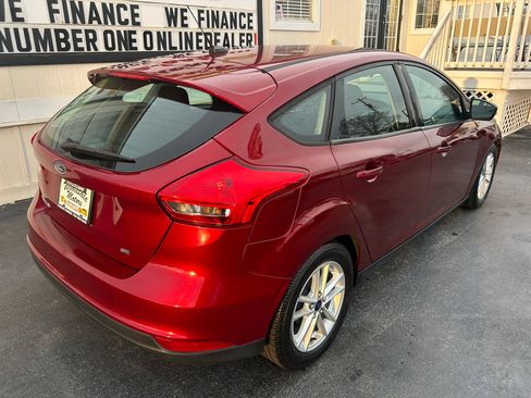 Used 2016 Ford Focus SE image 7