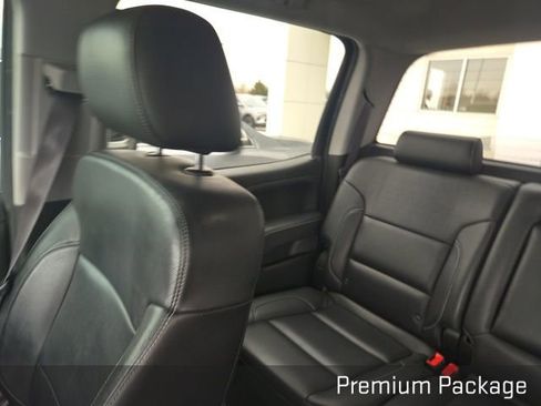 Used 2014 GMC Sierra 1500 SLT w/ SLT Crew Cab Value Package image 13