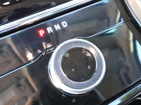 Used 2023 Jeep Grand Cherokee Limited w/ Black Appearance Package image 23