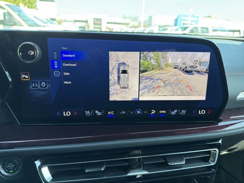 Used 2025 Chevrolet Traverse RS w/ LPO, Floor Liner Package image 25