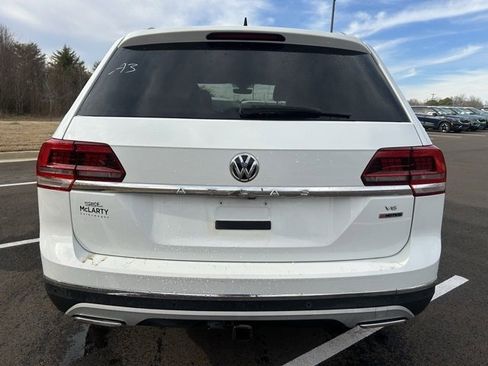 Used 2019 Volkswagen Atlas SEL image 2