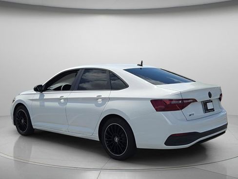 Used 2022 Volkswagen Jetta Sport FWD image 6