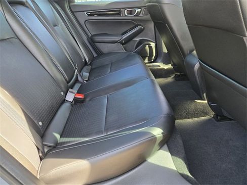 Used 2025 Honda Civic Sport image 14