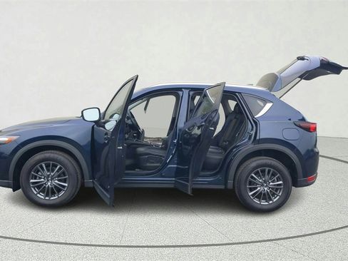 Used 2021 MAZDA CX-5 Touring image 11