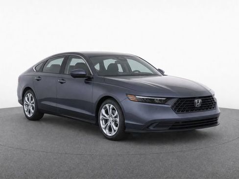 Used 2023 Honda Accord LX image 3