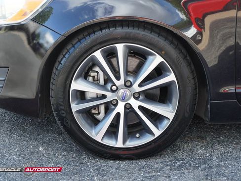 Used 2012 Volvo C70 T5 image 13