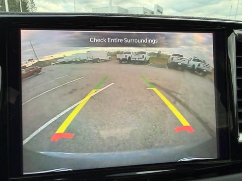 Used 2023 Chrysler Pacifica Touring-L image 20