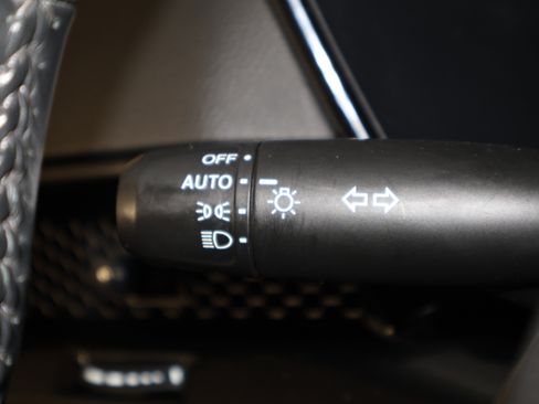 Used 2023 Honda CR-V EX-L image 22