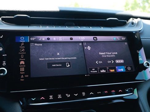 New 2026 Jeep Grand Cherokee Limited RWD image 15