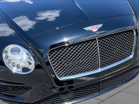 Used 2017 Bentley Continental GT AWD/4WD image 30