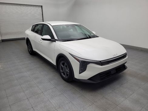 Used 2025 Kia K4 FWD image 13