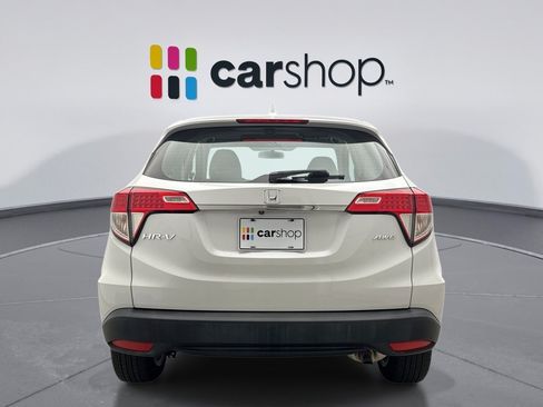 Used 2021 Honda HR-V LX image 4