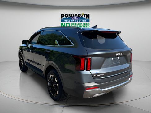 Used 2024 Kia Sorento S AWD/4WD image 26