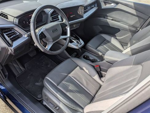 Used 2023 Audi Q4 e-tron Premium w/ Convenience Package image 10