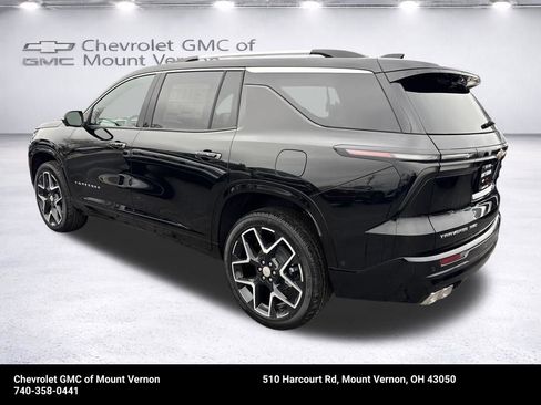 New 2026 Chevrolet Traverse High Country w/ LPO, Floor Liner Package AWD/4WD image 3