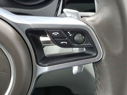 Used 2021 Porsche Macan S image 23