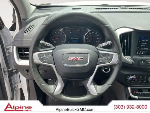Used 2024 GMC Terrain SLE w/ Driver Convenience Package AWD/4WD image 9