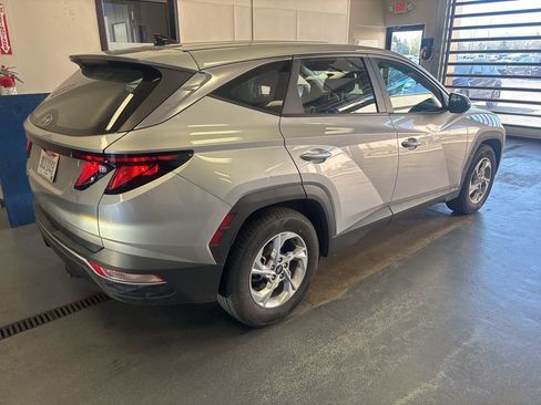 Used 2022 Hyundai Tucson SE image 8