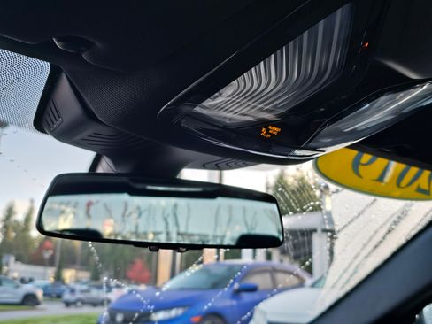 Used 2019 BMW 530i xDrive w/ Convenience Package image 25