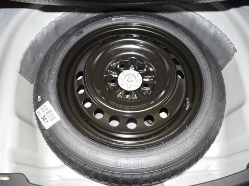 Used 2024 Toyota Camry XSE FWD image 37