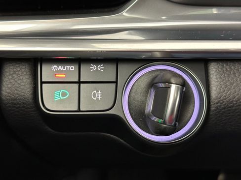 Used 2023 Porsche Panamera 4 Platinum Edition w/ Smoking Package image 39