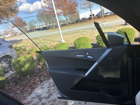 New 2026 BMW iX xDrive60 image 20