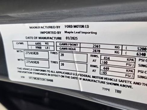 Used 2025 Ford F250 Lariat w/ Black Appearance Package AWD/4WD image 68