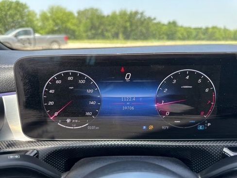 Used 2025 Mercedes-Benz CLA 250 image 13