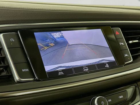 Used 2023 Buick Enclave Essence w/ Sport Touring Edition image 27