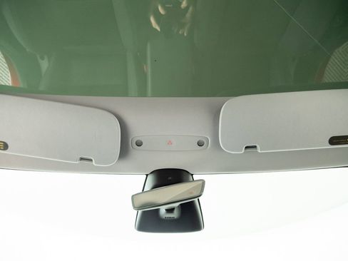 Used 2024 Tesla Model 3 Standard Range image 18