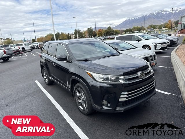 Used 2018 Toyota Highlander Limited Platinum AWD/4WD image 11