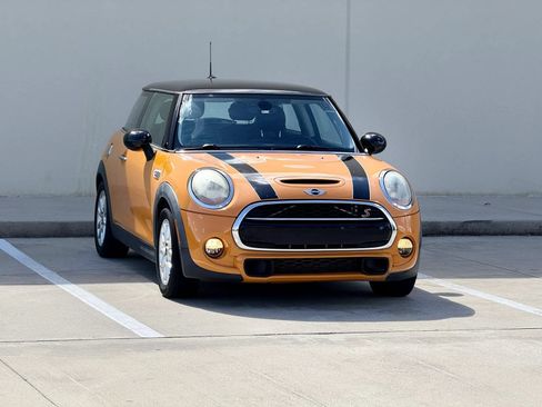 Used 2015 MINI Cooper S FWD image 9