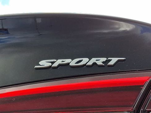 Used 2024 Honda Civic Sport image 31