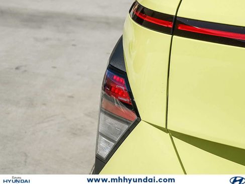 New 2026 Hyundai Kona SE FWD image 7