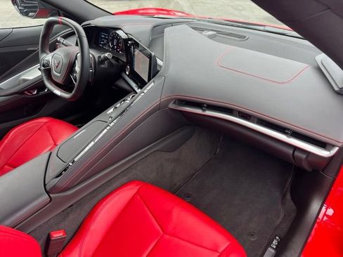 Used 2025 Chevrolet Corvette Z06 RWD image 22