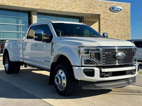 Used 2021 Ford F450 Platinum w/ FX4 Off-Road Package image 20