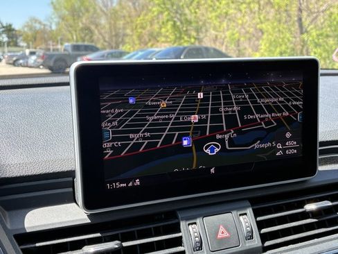 Used 2018 Audi Q5 Prestige w/ Prestige Package image 14