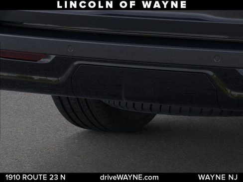 New 2025 Lincoln Navigator Reserve w/ Jet Appearance Package AWD/4WD image 23
